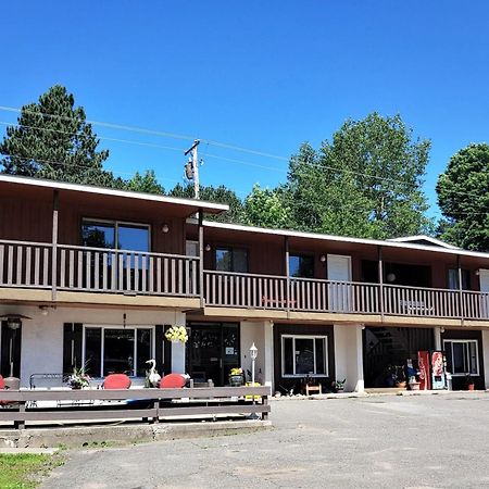Lakeshore Motel Ice Lake Iron River Εξωτερικό φωτογραφία