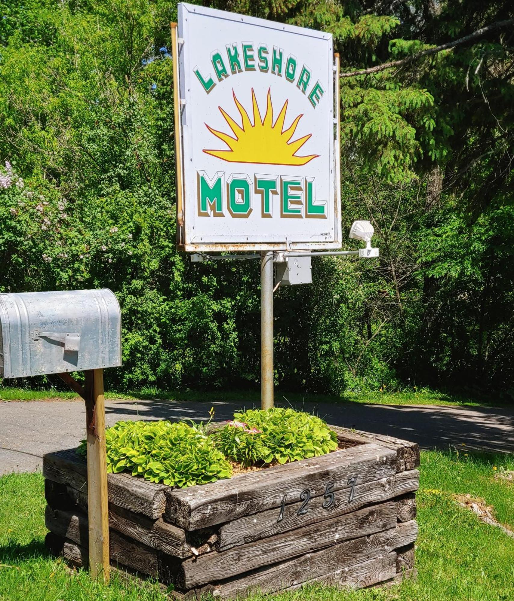 Lakeshore Motel Ice Lake Iron River Εξωτερικό φωτογραφία
