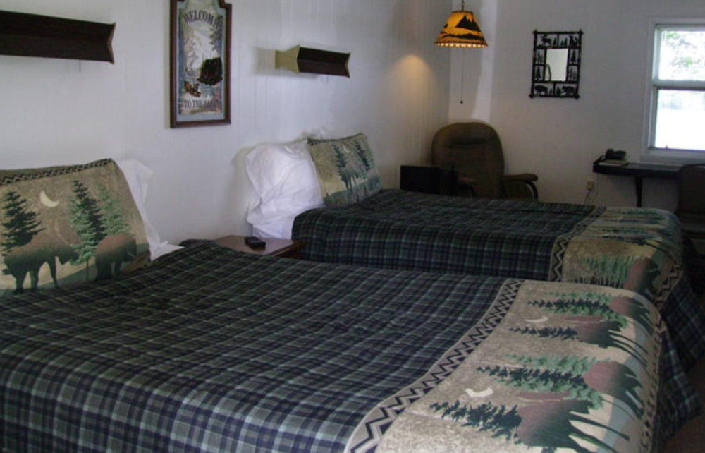 Lakeshore Motel Ice Lake Iron River Εξωτερικό φωτογραφία